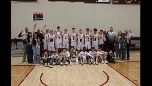 State Bound ... Back row: Head Coach Travis Grueb, Manager Journey King, Manager Kinley Kirkley, Assistant Coach Brock Williams, Matthew Gray, Waycee Nelson, Caden Selby, Jess Harper, Rylan Palmer, Brigg Price, Jackson Schauer, Teancum Maxwell, Klayte McLellan, Statistician Chizum Johnson, Assistant Coach Kelly Daughters, Manager Kimber Fees, Mananger Olivia Spencer, and Assistant Coach Doug Schauer. Front row: Water Boy Trason Grueb, Water Boy Beckham Simons, Krece Halligan, Tyon Arneson, Victor Ilesanmi, Cooper Schuelke, Tace Berglund, and Water Boy Stran Grueb. Photo courtesy Alison Grueb