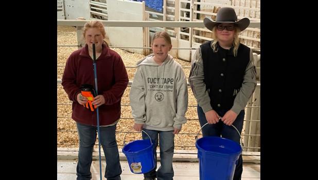 Juniors left to right: Brea Bauer 3rd, Kia Hulm 2nd, Kimber Hulm 1st.